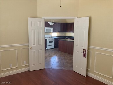 8784 Salvestrin Point Ave, Las Vegas, NV 89148 - photo 7