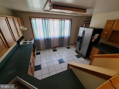 758 209th St, Pasadena, MD 21122 - photo 6