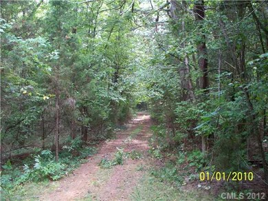 Exterior Front - COUNTRY LANE