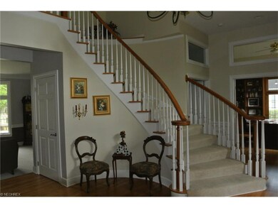 510 Club Dr, Aurora, OH 44202 - photo 2