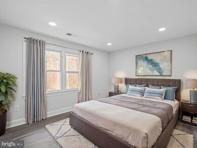 512 Oregon Hollow Rd, Linden, VA 22642 - photo 4