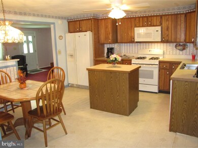 708 Mearns Rd, Warminster, PA 18974 - photo 6