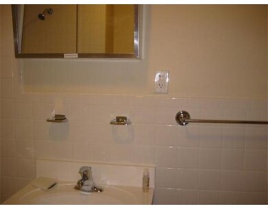 82 Grand St unit 1st Fl, Lowell, MA 01851 - photo 7