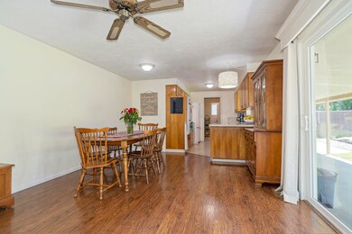 210 Victoria Way, Central Point, OR 97502 - photo 6