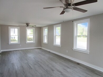 97 S Main St, Uxbridge, MA 01569 - photo 6