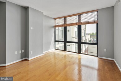 Clarendon 1021 unit 814, Arlington, VA 22201 - photo 3