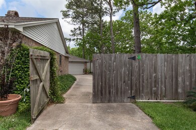 16503 Hibiscus Ln, Friendswood, TX 77546 - photo 3