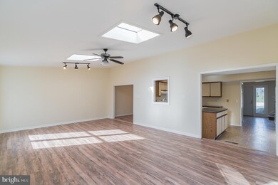 414 Windsor Cir, Exton, PA 19341 - photo 6