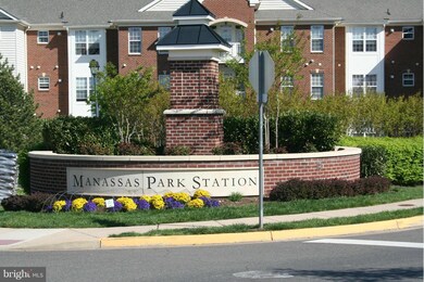 9713 Handerson Place unit 402, Manassas Park, VA 20111 - photo 2
