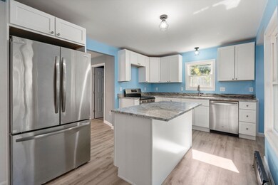 6 Pocasset St, Worcester, MA 01604 - photo 5