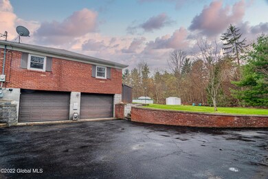 20 Evergreen Blvd, Schenectady, NY 12302 - photo 4