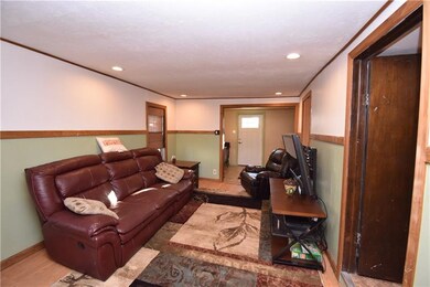 Living Room 12x19 Must See