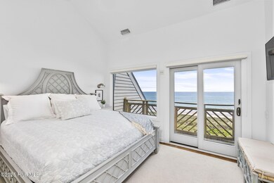 Primary Suite w/ Ocean Views