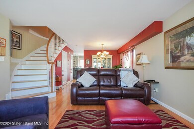 84 Lorrain Ave, Staten Island, NY 10312 - photo 4