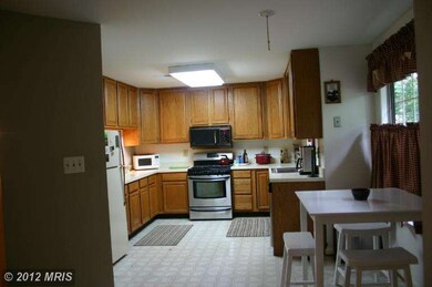 12916 Acorn Hollow Ln, Silver Spring, MD 20906 - photo 5