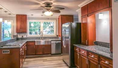 6517 Macon Rd, Columbia, SC 29209 - photo 6