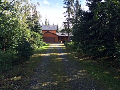6 Driveway view.JPG