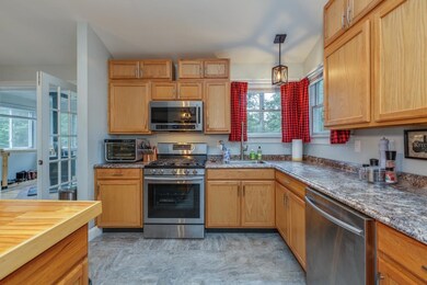 11 Meredith Ln, Barnstead, NH 03225 - photo 6