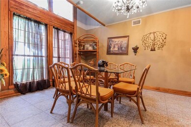 902 W Sugarcane Dr, Weslaco, TX 78599 - photo 5