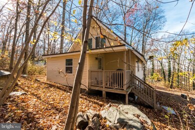 122 Red Maple Ln, Harpers Ferry, WV 25425 - photo 5