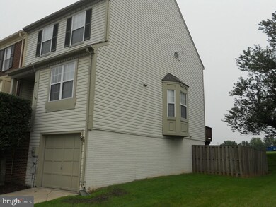 7083 Gresham Ct W, Frederick, MD 21703 - photo 3
