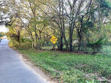 1811 S Lamar Ave, Denison, TX 75021 - photo 6