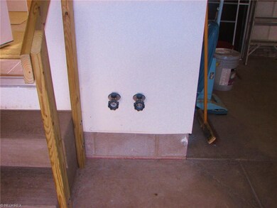 Hot / Cold Water _ Garage _ Storage area in garage