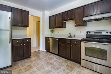 5633 Sheerock Ct, Columbia, MD 21045 - photo 6