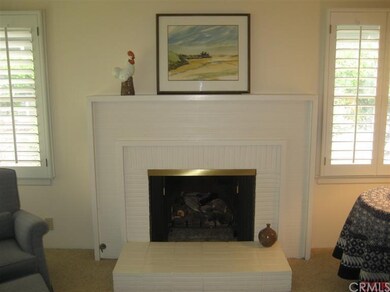 Convenient and beautiful gas fireplace, perfect fo