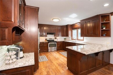 amish built cherry cabinets