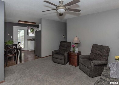 1909 W 69th St, Davenport, IA 52806 - photo 4