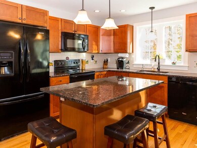 36 Worthen Rd, Durham, NH 03824 - photo 2