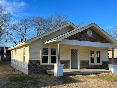 516 E 2nd St S, Prescott, AR 71857 - photo 3