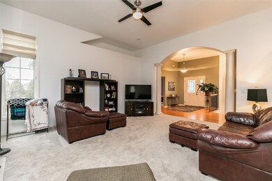 7402 1st Ave NW, Cedar Rapids, IA 52405 - photo 6