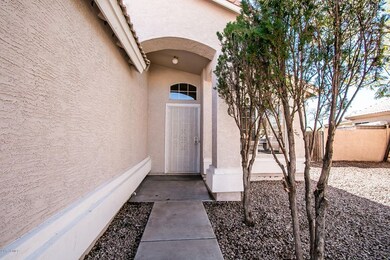 809 E Kesler Ln, Chandler, AZ 85225 - photo 2