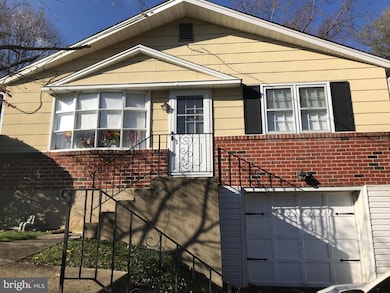 1426 Fitzwatertown Rd, Willow Grove, PA 19090 - photo 2
