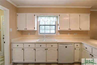 Lots of cabinet space here!