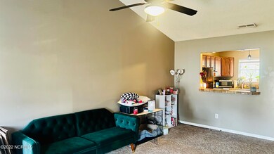 123 Creekview Dr, Jacksonville, NC 28540 - photo 3