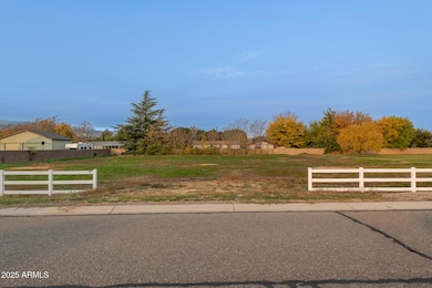 2566 Paint Dr unit 1, Camp Verde, AZ 86322 - photo 4