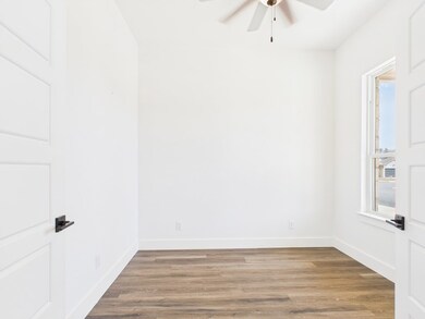 704 Cirrus Ln, Fredericksburg, TX 78624 - photo 2