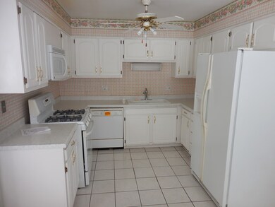 4656 176th St, Country Club Hills, IL 60478 - photo 3