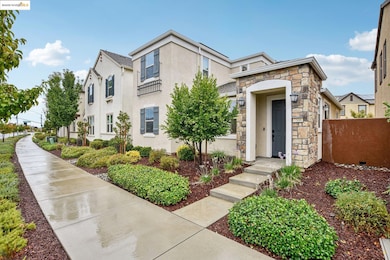 7506 Clear Lake Aly, Sacramento, CA 95829 - photo 3