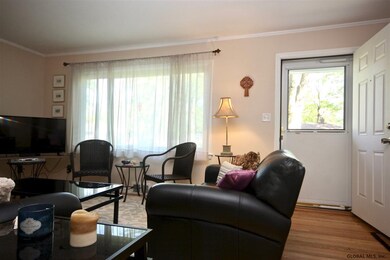 16 Greenleaf Dr, Delmar, NY 12054 - photo 2