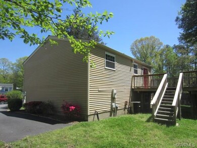 7518 Autumnleaf Ct, North Chesterfield, VA 23234 - photo 2