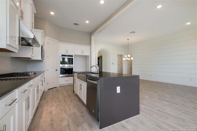 3815 Monteverde Way, San Antonio, TX 78261 - photo 4