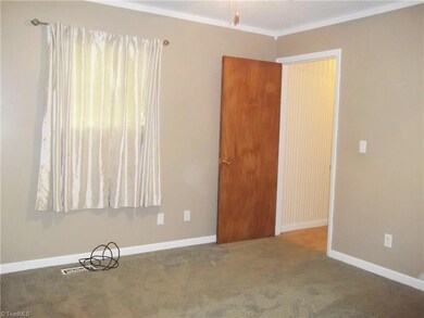 1540 Leslie St, Asheboro, NC 27205 - photo 6