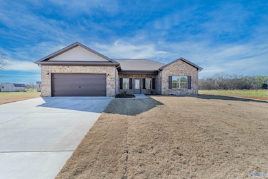 25479 Vaughn St, Elkmont, AL 35620 - photo 5