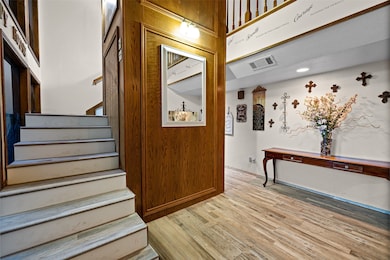 1612 Lakecrest Cir, Granbury, TX 76048 - photo 3