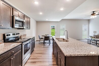 2203 Crestview Place, Raymore, MO 64083 - photo 7