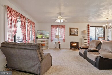 242 Sarah Ln, Basye, VA 22810 - photo 5